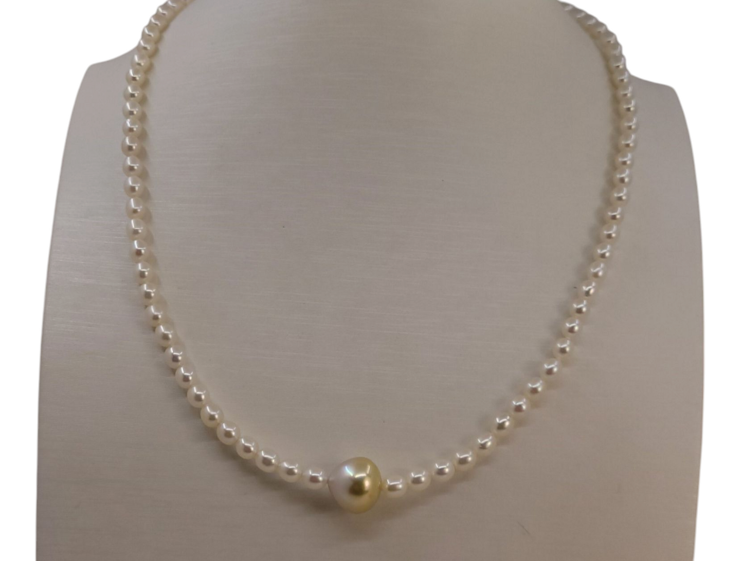 Collana con perle naturale akoya 4x4.5 mm