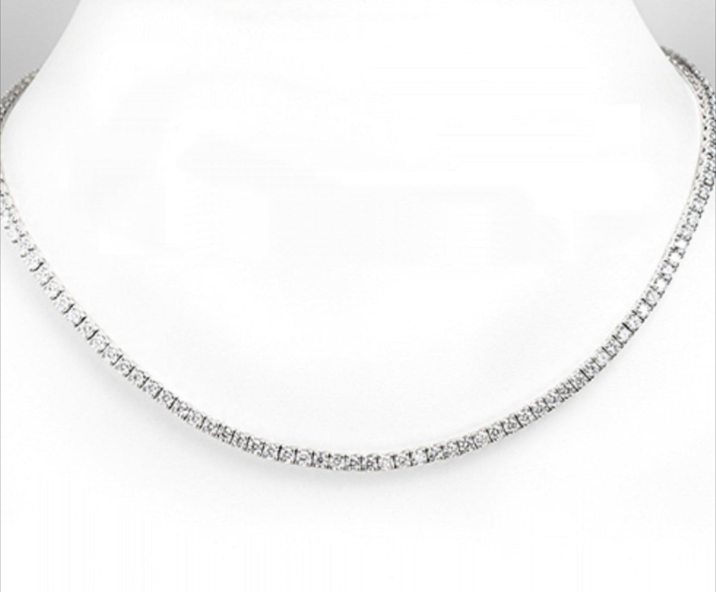 Collar de tenis de oro de 8 quilates y diamantes naturales