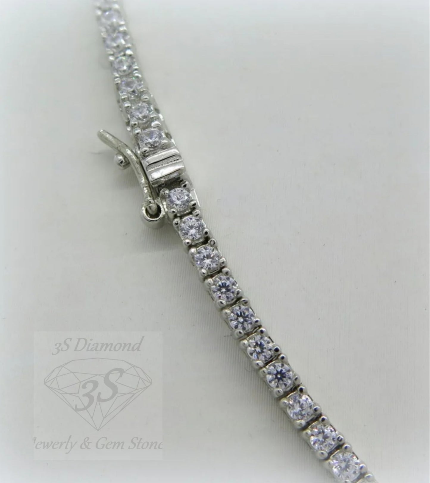 Pulsera de tenis de oro blanco de 4,00 ct y diamantes naturales