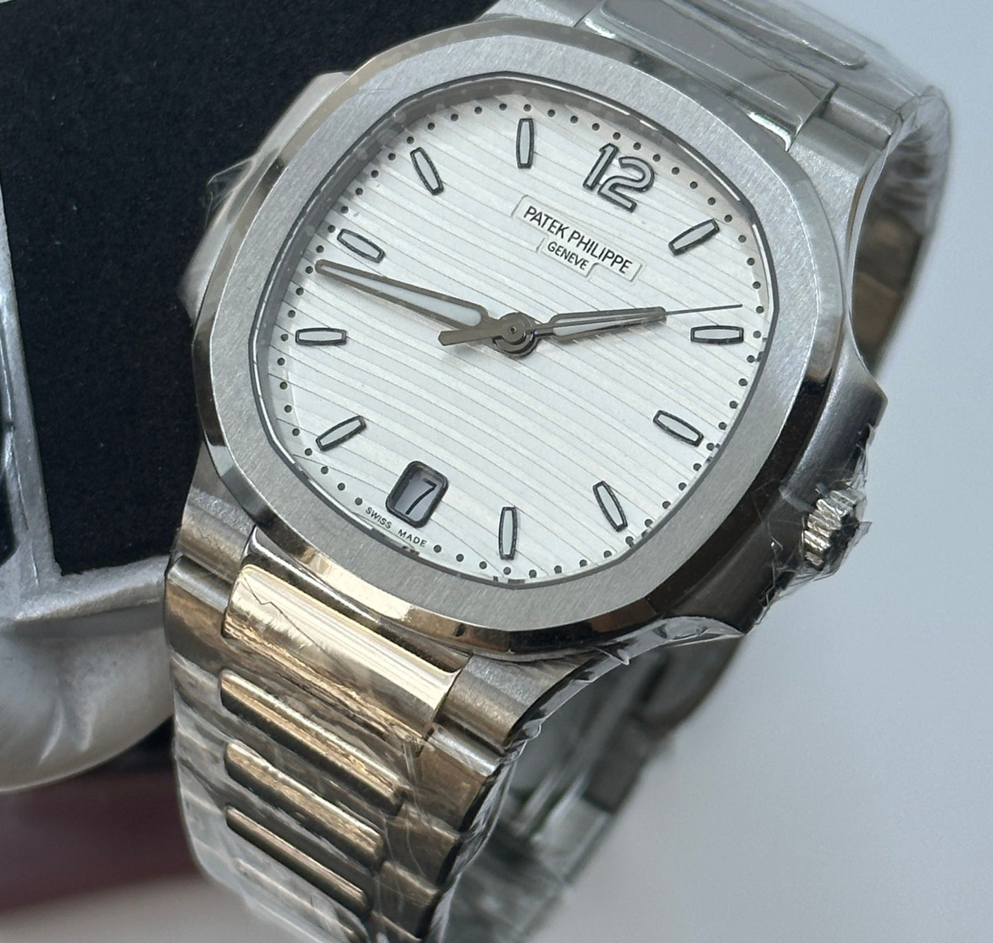 Patek Philippe Nautilus 7118/1A-010