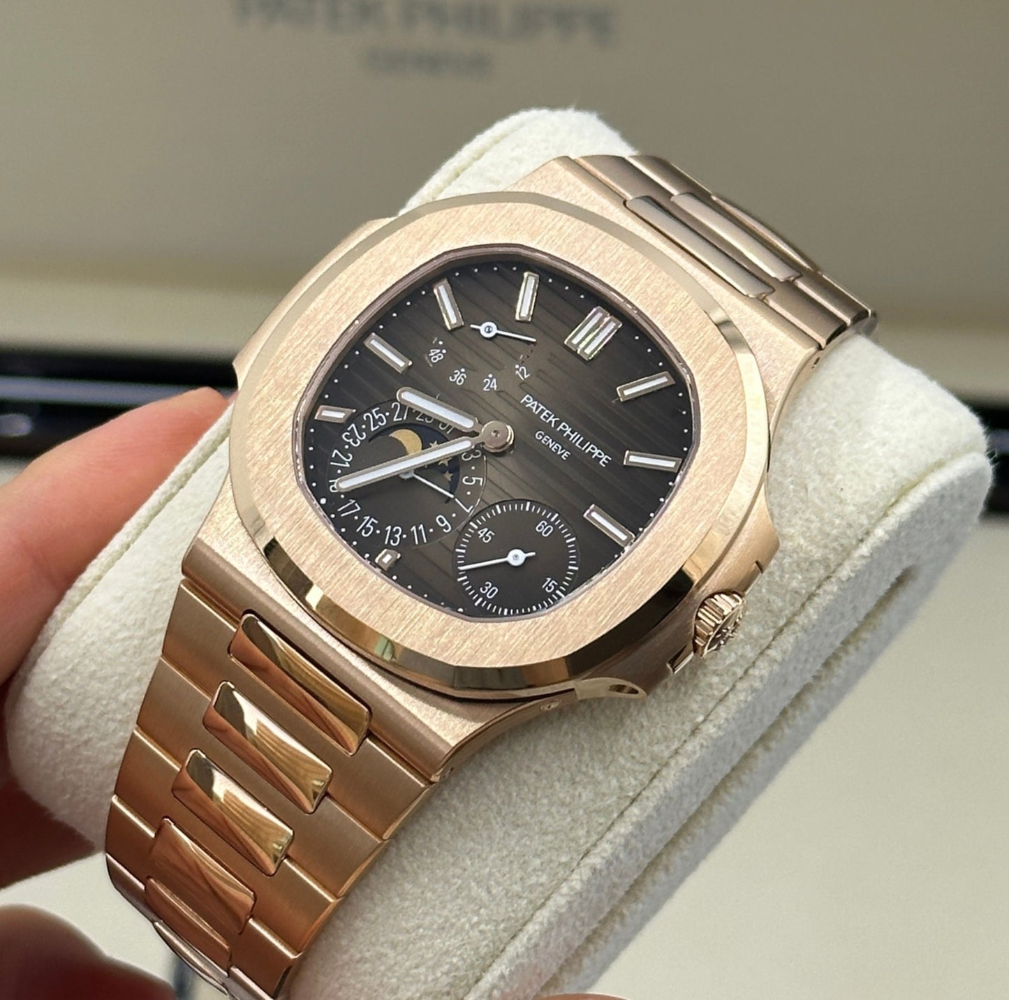 Patek Philippe Nautilus 5712/1R-001